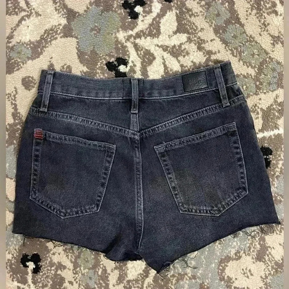 BDG Urban Outfitters Distressed Black Denim Shorts Size 27 - Picture 7 of 9